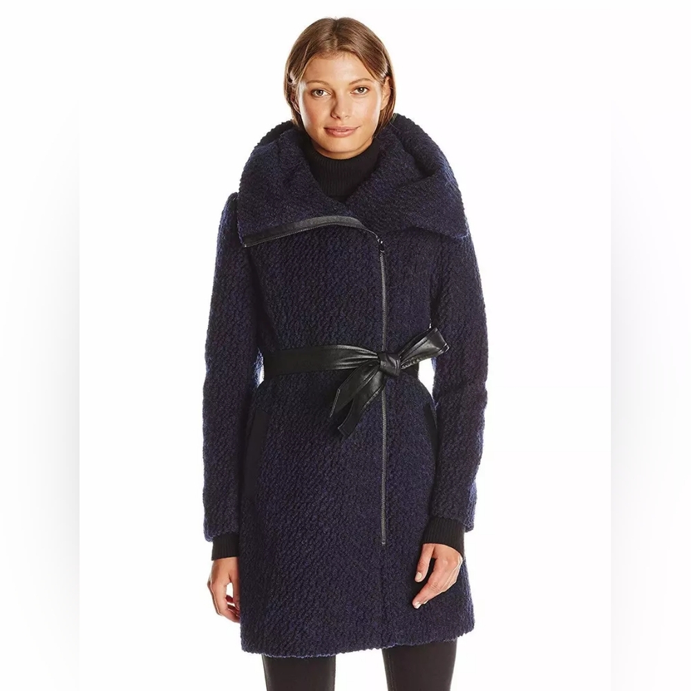 Cole Haan Navy Black Boucle Wool Zip-Up Peacoat with Leather Belt Size 6 NWT